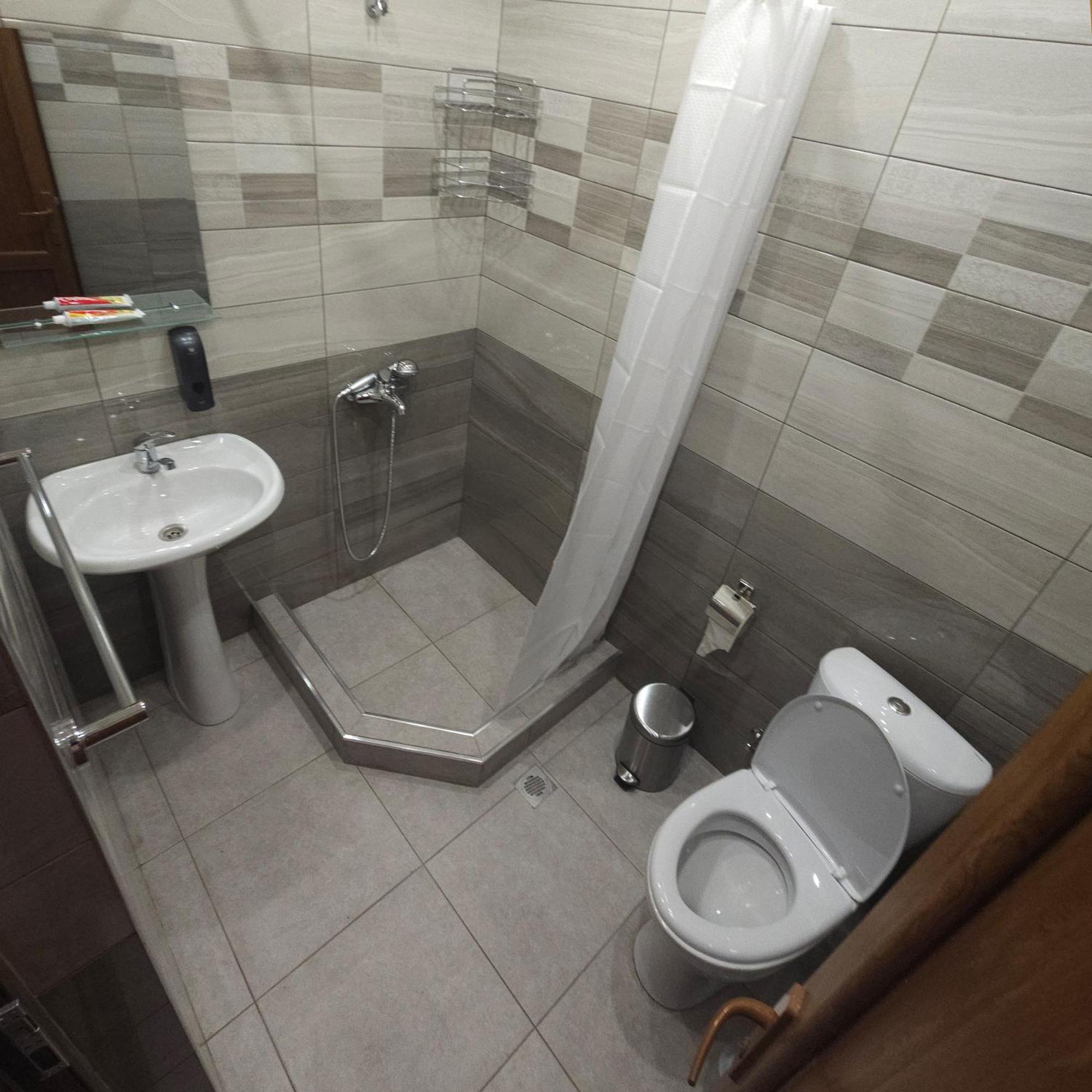 Alpha Rest House Иджеван Экстерьер фото